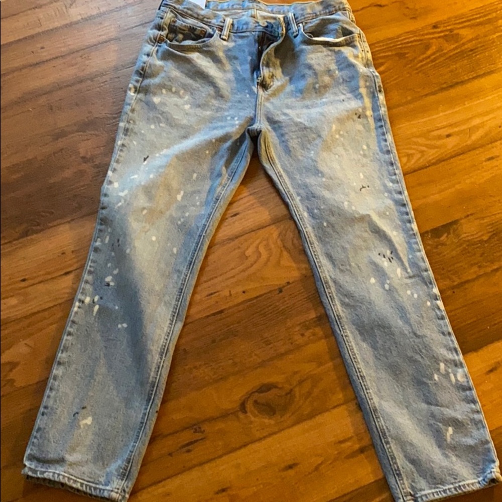 Levi’s 541 Blue Jeans Splattered Paint
